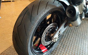DUCATI MONSTAR 937 PLUS 2023 4M00