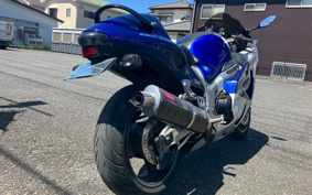 SUZUKI GSX-1300R HAYABUSA 2000 GW71A