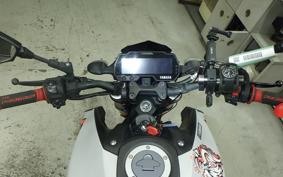 YAMAHA MT-15