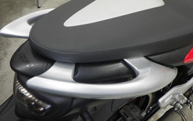 SUZUKI GLADIUS 2010 VK58A
