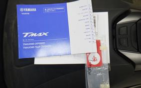YAMAHA T-MAX 560 T 2020 SJ19J