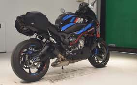 BMW M1000XR M Package 2025