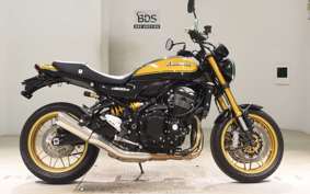 KAWASAKI Z900RS 2023 ZR900K