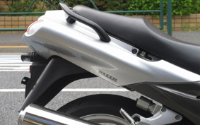 KAWASAKI ZZ1200 NINJA R 2002 20C001