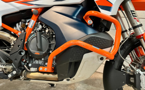 KTM 890 ADVENTURE	 R 2023 TR640