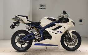 TRIUMPH DAYTONA 675 2009