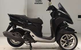 YAMAHA TRICITY 125 SE82J