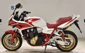 HONDA CB1300SB SUPER BOLDOR A 2006 SC54