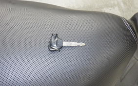YAMAHA CYGNUS 125 XSR 2 1999 SE44J