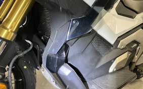 HONDA X-ADV 750 2025 RH21
