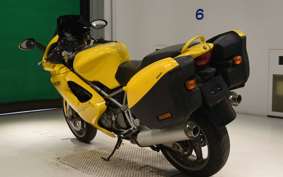 DUCATI ST2 2003
