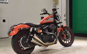 HARLEY XL883R 2005
