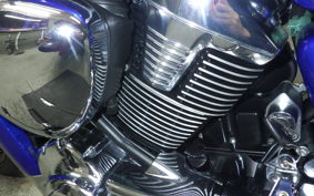 SUZUKI BOULEVARD M109R 2013