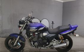 YAMAHA XJR1300 RP03J
