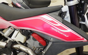 HUSQVARNA SMR449 2012