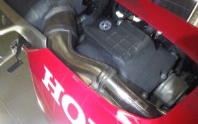 HONDA CBR650R E-Clutch 2025 RH17