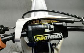 YAMAHA YZ125 CE16C