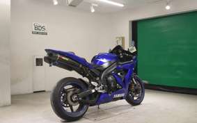 YAMAHA YZF-R1 2004