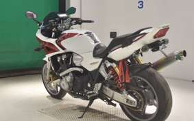 HONDA CB1300SB SUPER BOLDOR A 2013 SC54