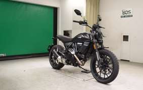 DUCATI SCRAMBLERアイコンダー 2025