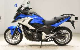 HONDA NC750X D 2016 RC90