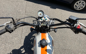 SUZUKI GLASS TRACKER BIG BOY NJ47A