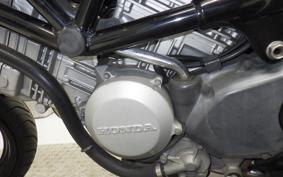 HONDA VTR 250 2022 MC33