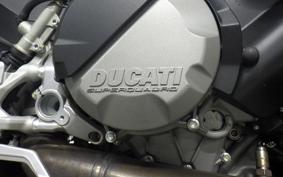 DUCATI STREETFIGHTER V2 2023