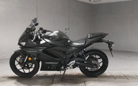 YAMAHA YZF-R25 RG43J