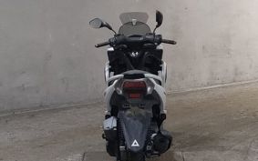 YAMAHA TRICITY 125 SE82J