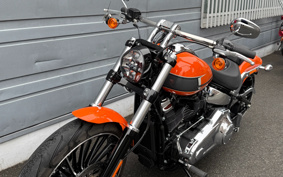 HARLEY  HARLEY FXBR 2023 YEZ