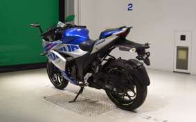 SUZUKI GIXXER 250 SF 2005