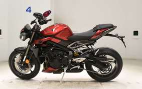 TRIUMPH STREET TRIPLE RS 2024