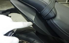 HONDA CB650R 2024 RH17