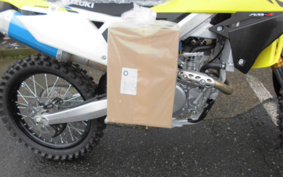SUZUKI RM-Z250 EC117