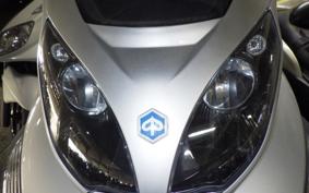 PIAGGIO MP3 250