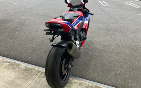 HONDA CBR1000RR-R FB SP 2021 SC82