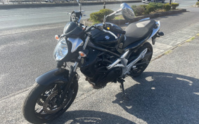 SUZUKI GLADIUS400 2010