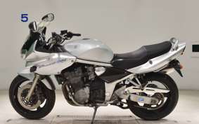SUZUKI BANDIT 1200 S 2004 GV77A