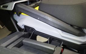 SUZUKI Vｽﾄﾛｰﾑ800DE 2023 EM1BA