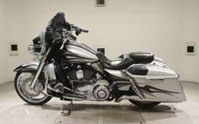 HARLEY FLHXSE 1800CVO 2015
