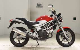 HONDA VTR 250 Gen. 2 MC33