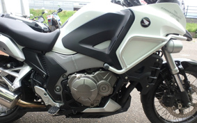 HONDA VFR1200X 2012 SC70