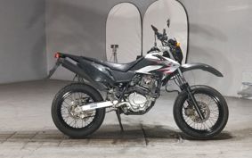 HONDA XR230 MD36