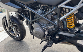DUCATI HYPERMOTARD 796 2011 ZDMB101AABB