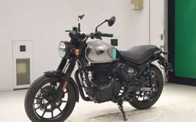 ROYAL ENFIELD HUNTER350 2025