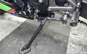 KAWASAKI ZX-25R 1984 ZX250E