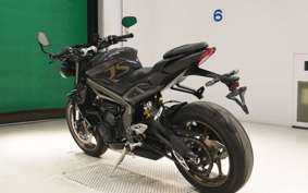 TRIUMPH STREET TRIPLE RS 2023