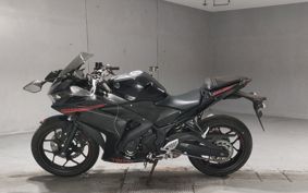 YAMAHA YZF-R25 RG10J