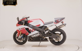YAMAHA YZF-R7 2001